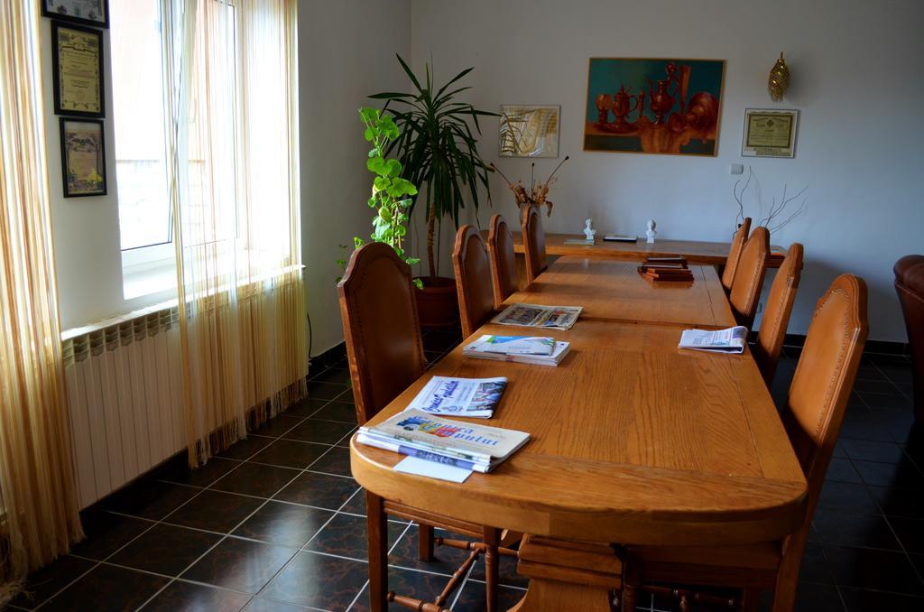 Sărata-Monteoru Casa Lorena מראה חיצוני תמונה